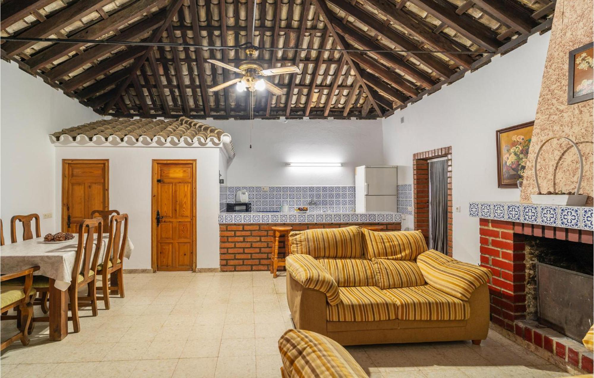 Beautiful Home In Algar With Indoor Swimming Pool Экстерьер фото